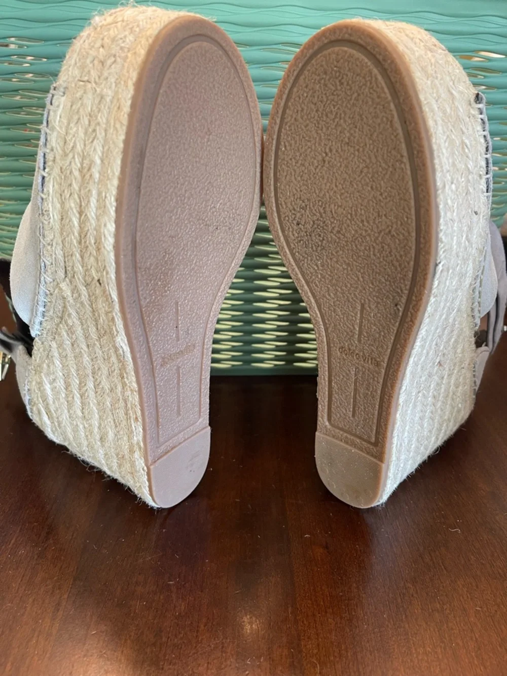 Dolce Vita Straw Light Gray Suede Espadrille Platform Wedge Sandals, SZ 7.5